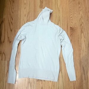 Banana Republic Cream sweater